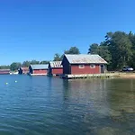 بيت للعطل Stugan *