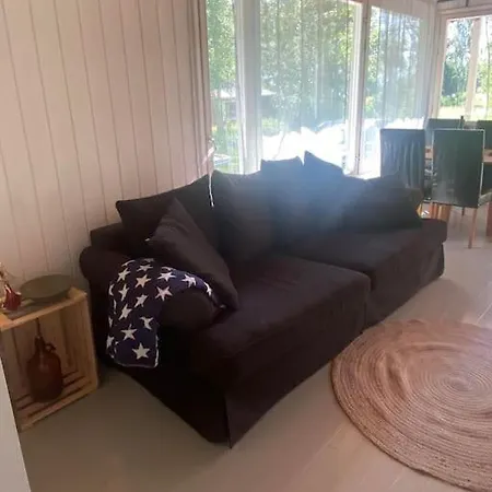 Stugan Semesterbostad *